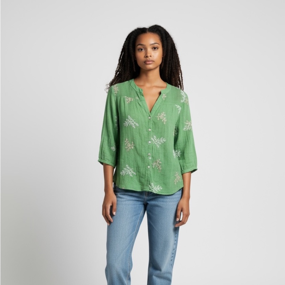 👚Green Floral Button-Up Blouse